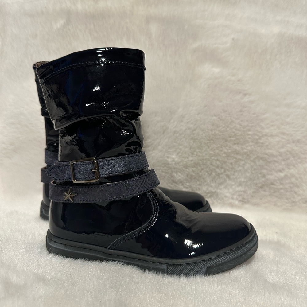 Leather boots Kickers